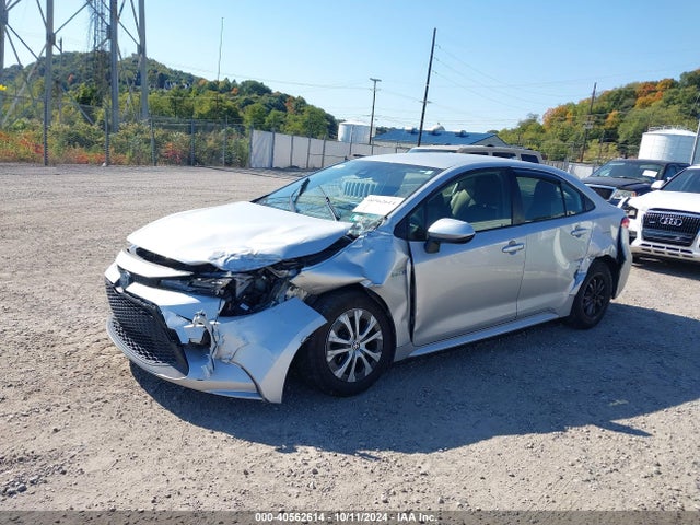 Toyota Corolla Hybrid Le 2021 JTDEAMDE0MJ015033 Image 2