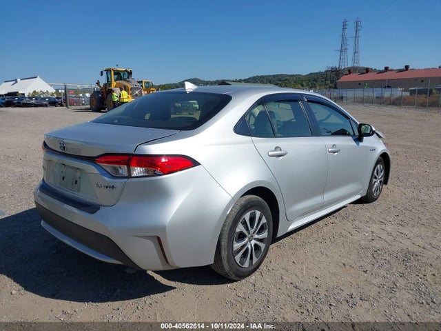 Toyota Corolla Hybrid Le 2021 JTDEAMDE0MJ015033 Image 4