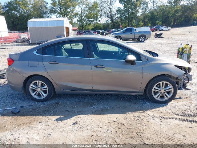Chevrolet Cruze Lt Auto 2018 1G1BE5SM7J7102033 Image 14