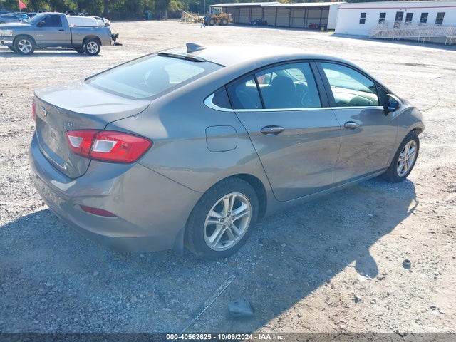 1G1BE5SM7J7102033 Chevrolet Cruze Lt Auto
