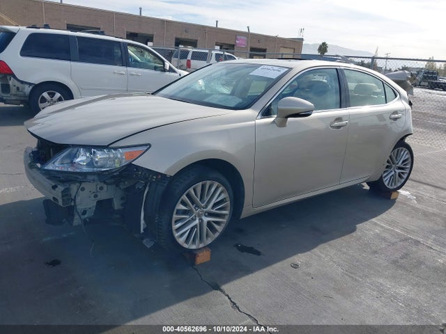 Lexus ES 350 2014 JTHBK1GG7E2104538 Image 2