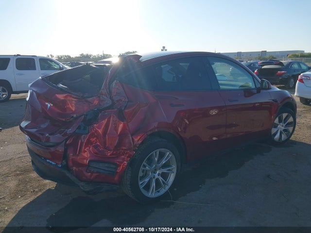 2024 TESLA MODEL Y 7SAYGDEE2RA231068 Photo 3