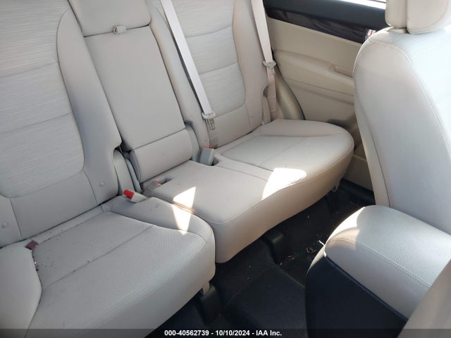 5XYKT3A66FG660082 KIA SORENTO LX