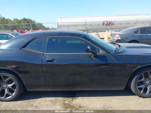 2C3CDZJG7KH758289 Dodge Challenger Gt