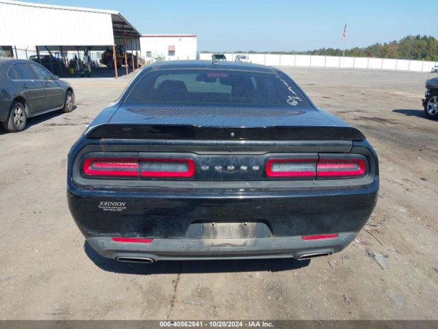 2C3CDZJG7KH758289 Dodge Challenger Gt