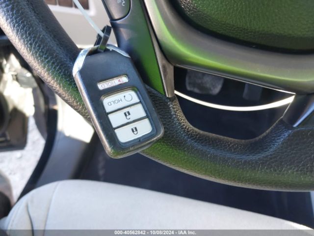 5FNYF6H16HB015195 Honda PILOT LX