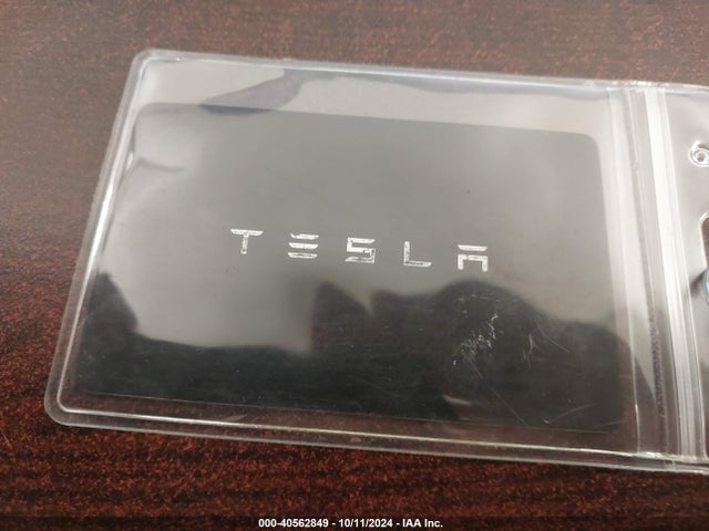 2021 TESLA MODEL Y 5YJYGAEE9MF189909 Photo 10