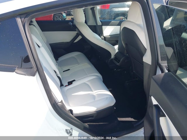 2021 TESLA MODEL Y 5YJYGAEE9MF189909 Photo 7
