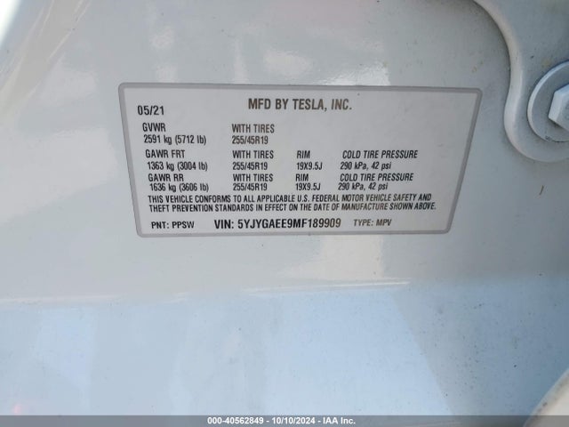 2021 TESLA MODEL Y 5YJYGAEE9MF189909 Photo 8