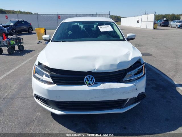 3VWD17AJ4EM416603 Volkswagen Jetta 1.8t Se