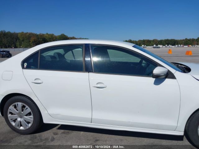3VWD17AJ4EM416603 Volkswagen Jetta 1.8t Se