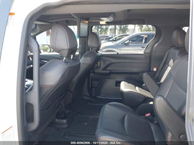 5TDDSKFC4PS093413 Toyota Sienna Xse