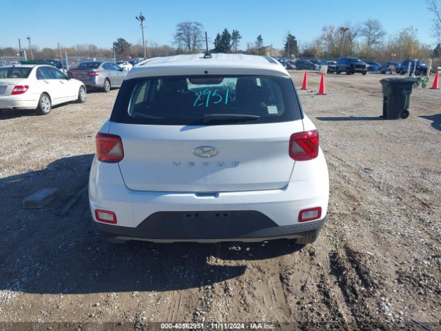 KMHRB8A34RU300411 Hyundai Venue Se