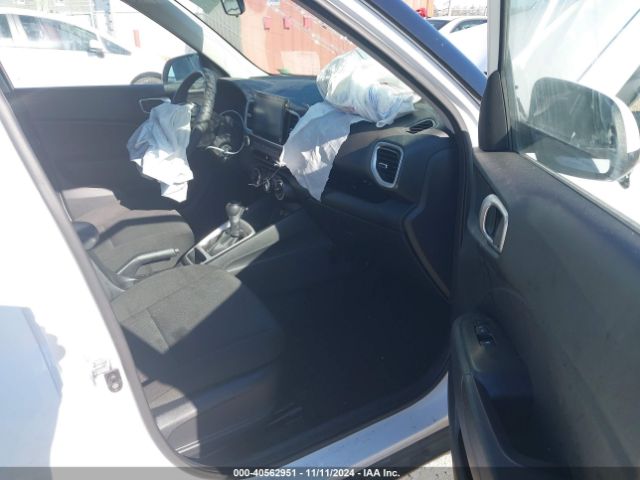 KMHRB8A34RU300411 Hyundai Venue Se
