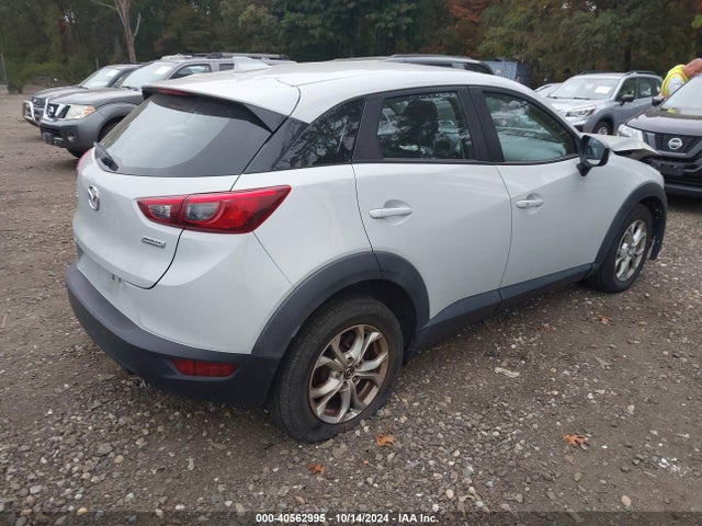 JM1DKBC73G0118635 Mazda Cx-3 Touring