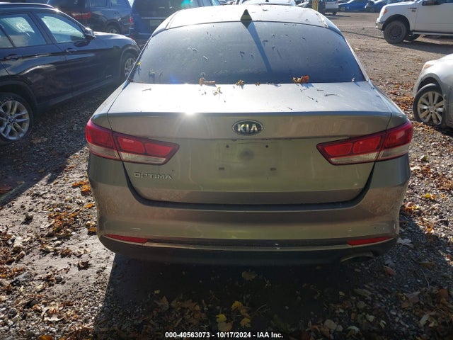 KIA Optima Lx 2017 5XXGT4L36HG155553 Image 16