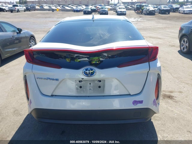 Toyota Prius Prime Premium 2019 JTDKARFP9K3108231 Image 17