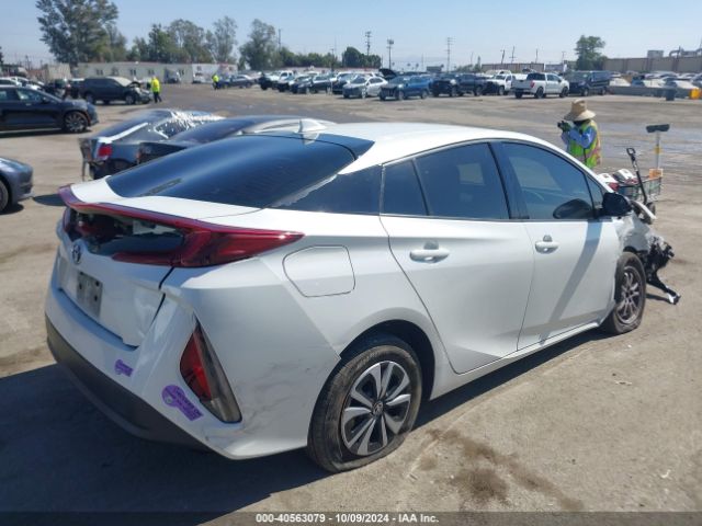 Toyota Prius Prime Premium 2019 JTDKARFP9K3108231 Image 4
