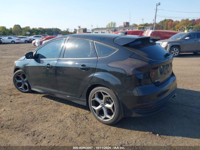 1FADP3L94JL237895 Ford FOCUS ST