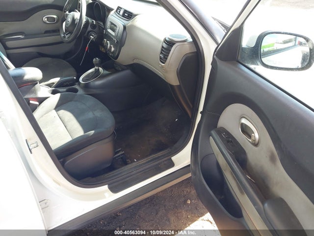 KIA Soul ! 2014 KNDJN2A23E7019898 Image 15