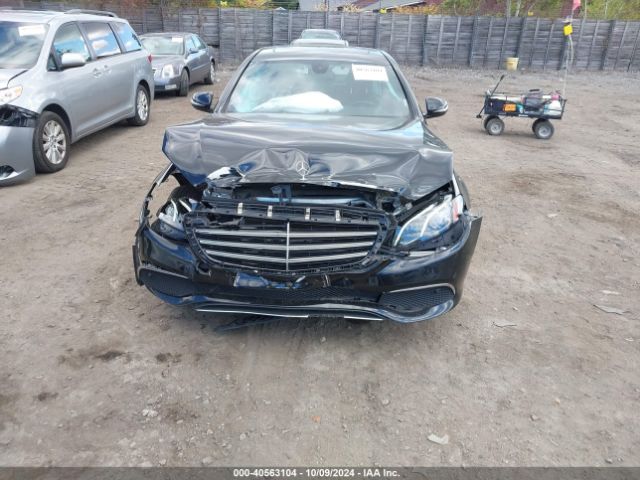 WDDZF4KB5HA182365 Mercedes-Benz E 300 4matic