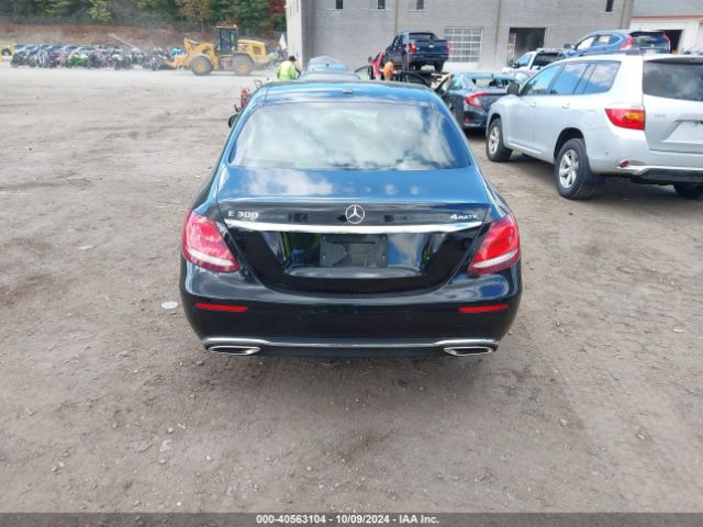 WDDZF4KB5HA182365 Mercedes-Benz E 300 4matic