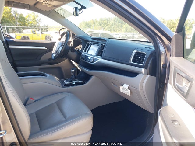 Toyota Highlander Xle V6 2015 5TDJKRFH4FS119319 Image 5