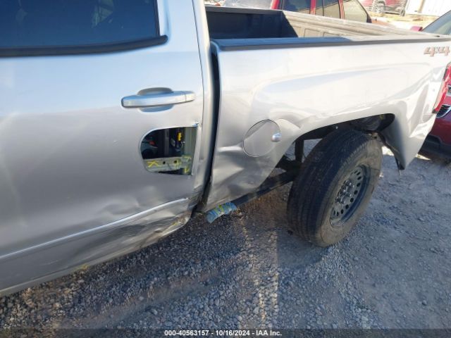 3GCUKREC0JG558348 Chevrolet Silverado 1500 1lt