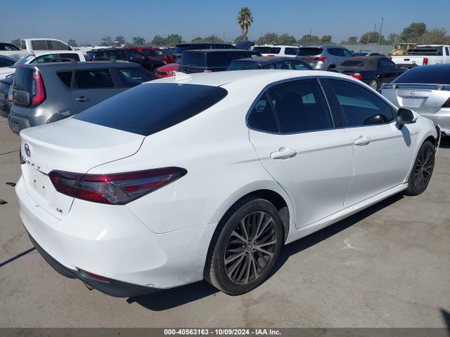 Toyota CAMRY LE 2020 4T1C11AK6LU360897 Image 4