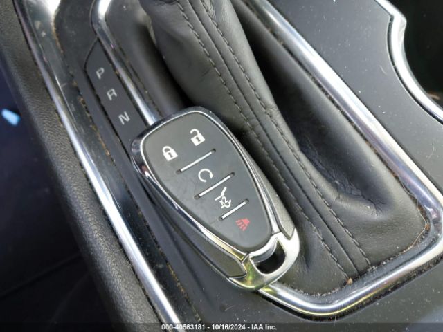 1GNEVGKW9LJ308212 Chevrolet Traverse Awd Lt Cloth