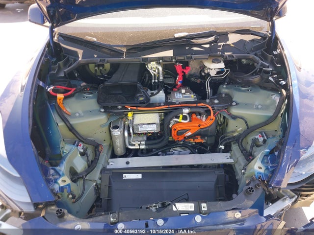 2024 TESLA MODEL Y 7SAYGDEE9RA318773 Photo 9