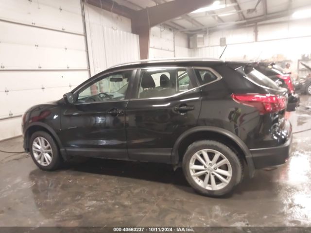 JN1BJ1CR1JW205902 Nissan Rogue Sport Sv