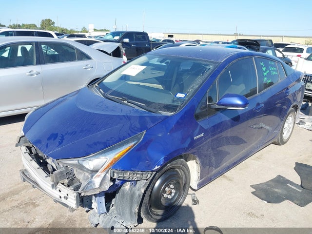 Toyota Prius Three 2016 JTDKARFU0G3519059 Image 2