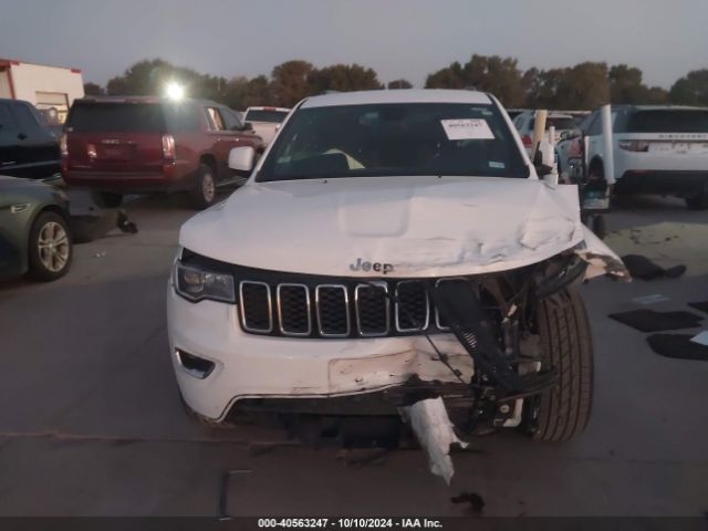 1C4RJEAG2JC512789 Jeep Grand Cherokee Laredo E 4x2
