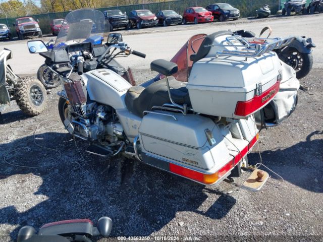 1985 HONDA GL1200 1HFSC1414FA117565 Photo 2