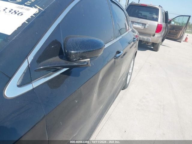 1C3CCCCB7FN607516 Chrysler 200 C