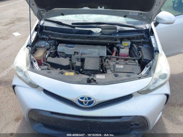 JTDZN3EU6FJ023484 Toyota Prius V Three