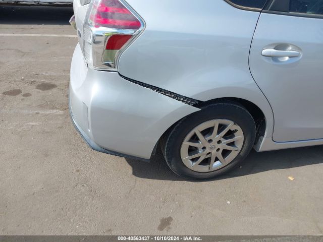 JTDZN3EU6FJ023484 Toyota Prius V Three