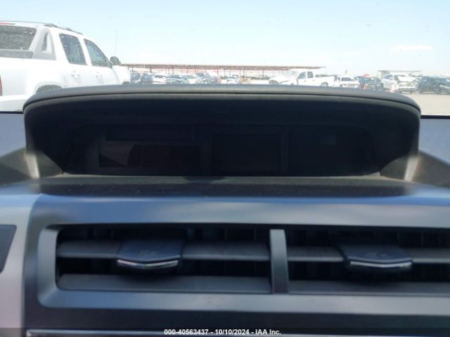 JTDZN3EU6FJ023484 Toyota Prius V Three