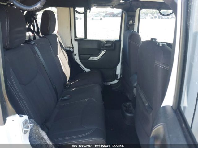1C4HJWEG0EL117110 Jeep Wrangler Unlimited Sahara