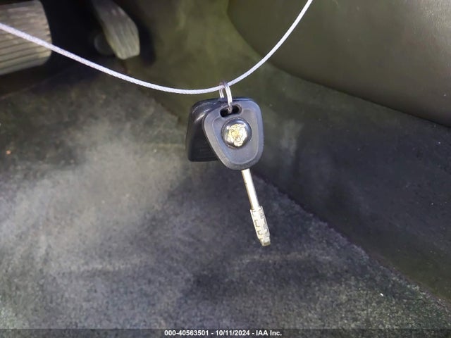 2001 JAGUAR XJ8 SAJDA24C31LF37822 Photo 10