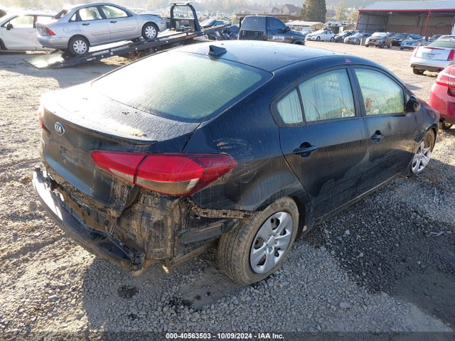 3KPFL4A74JE211893 KIA FORTE LX
