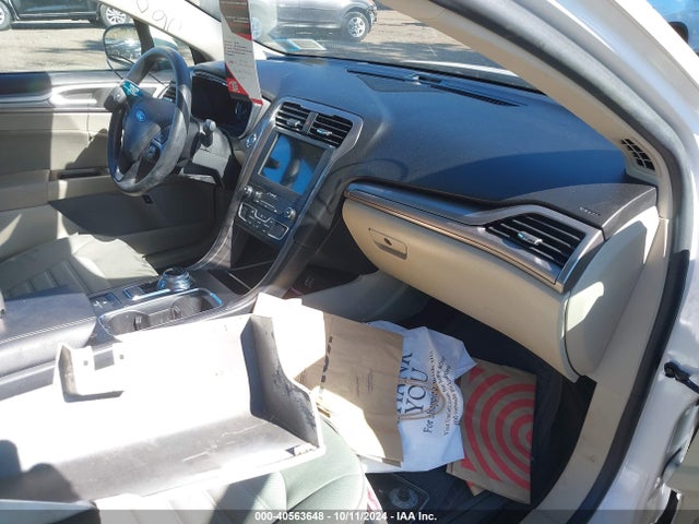 Ford Fusion Hybrid Se 2019 3FA6P0LU7KR125705 Image 5