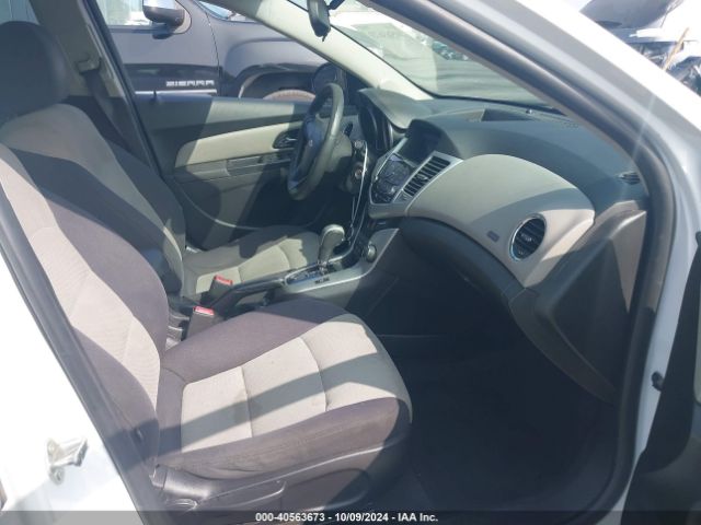 1G1PA5SG0E7438527 Chevrolet Cruze Ls Auto