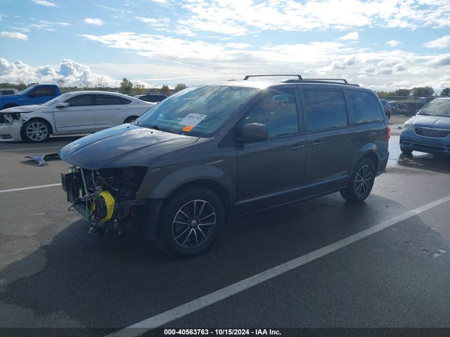 2C4RDGEG9JR342869 Dodge Grand Caravan Gt