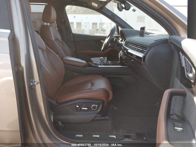 Audi Q7 55 Premium 2019 WA1VAAF77KD017557 Image 5