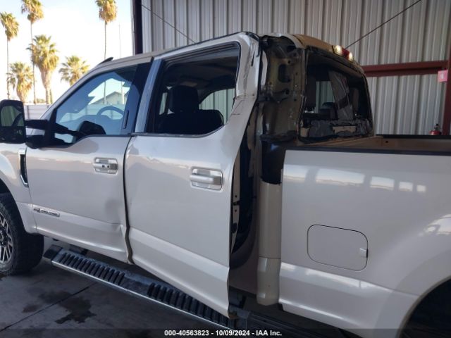 1FT7W2BT0KEE04843 Ford F-250 Lariat
