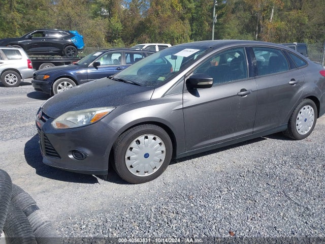 Ford FOCUS SE 2014 1FADP3F20EL222377 Image 2