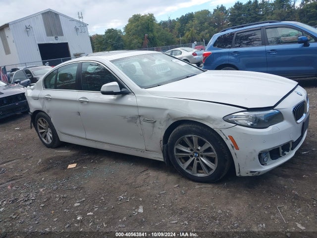 BMW 528i Xdrive 2016 WBA5A7C54GG146936 Image 13