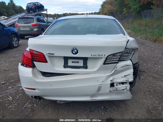 BMW 528i Xdrive 2016 WBA5A7C54GG146936 Image 16